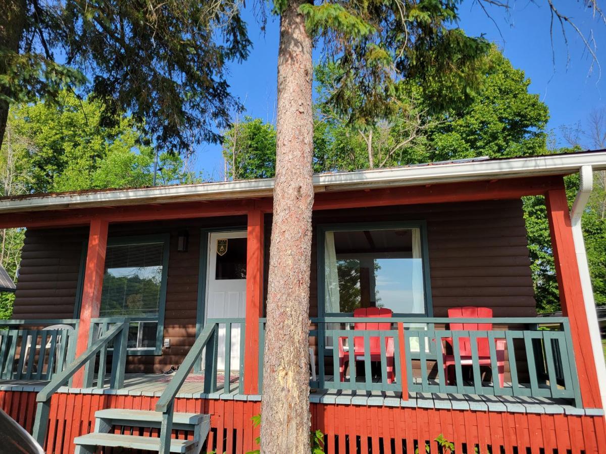 Chalet With Great Lake View Gracefield Exterior foto